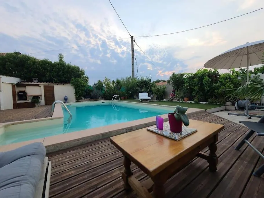 Tropical Spirit House Villa Marignane 0*,